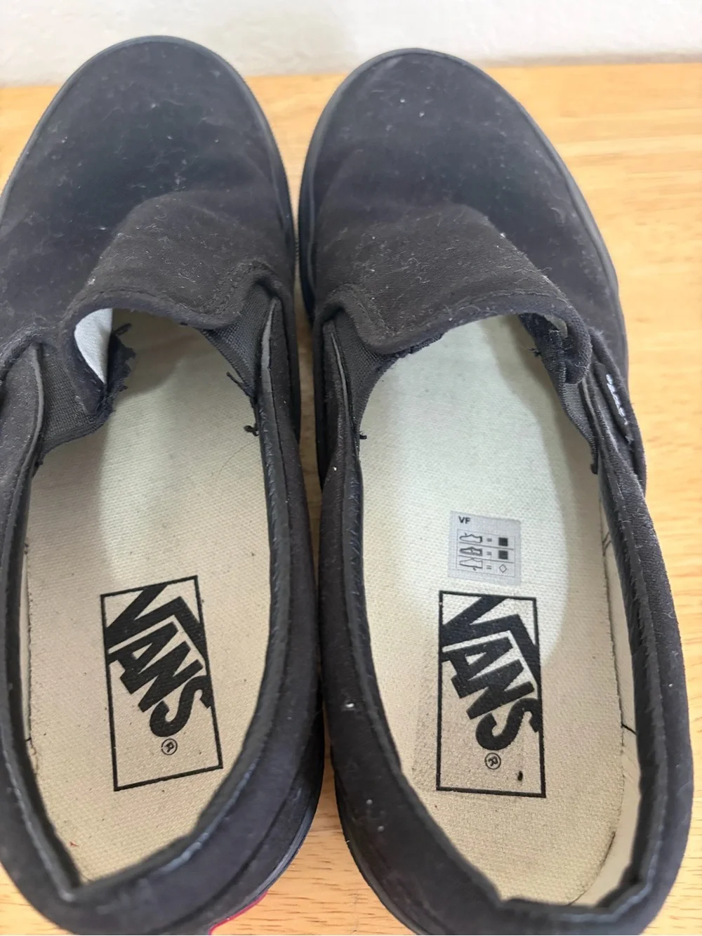 Vans All Black Classic Slip-On Canvas Loafers Size 7 Men 8.5 Women